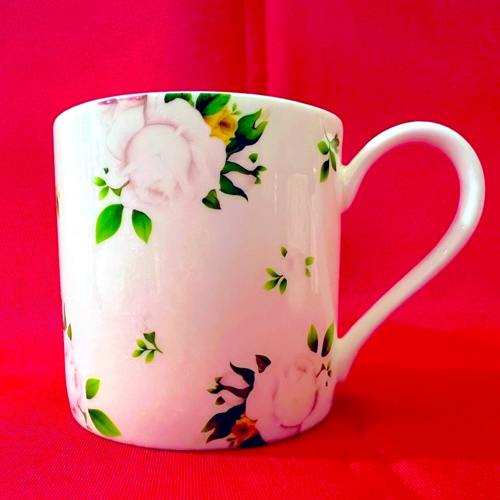 5 Royal Albert New Country Roses Porcelain Mugs/Cups